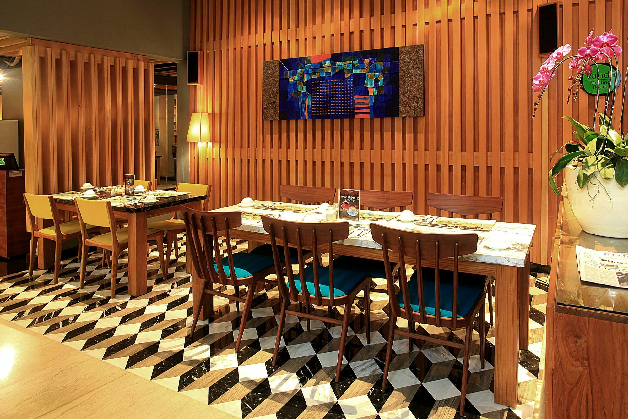 Ivory Hotel Bandung
