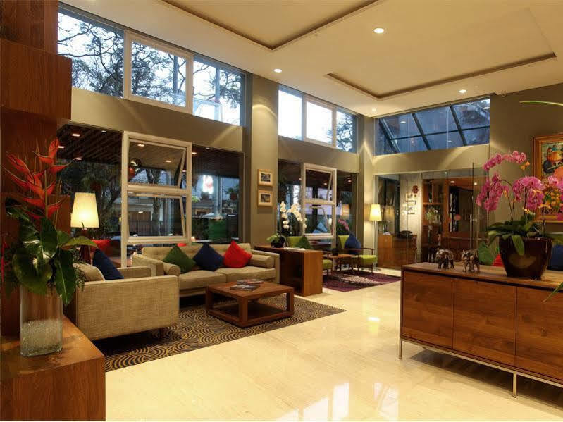 Ivory Hotel 3*